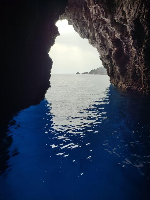 letojanni-and-taormina-private-dolphins-tour-with-aperitif