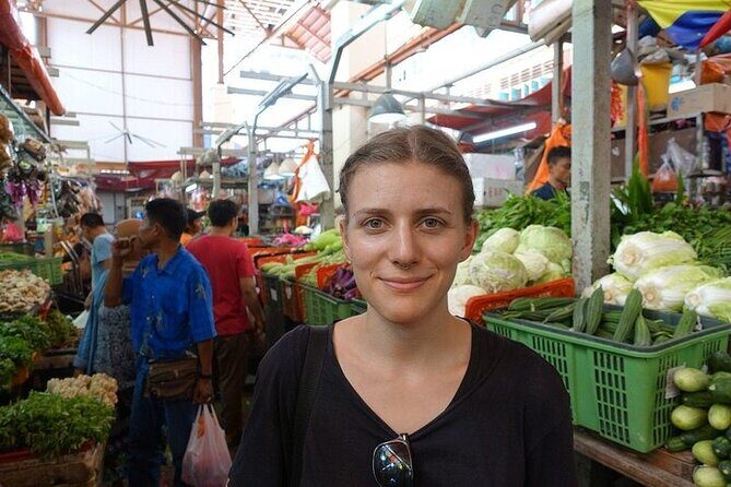 Lets go for Kuala Lumpur Food Experience with Local Host - Authentic Food Experiences and Value