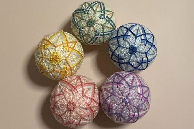 lets-make-a-japanese-hand-craft-temari-embroidered-ball