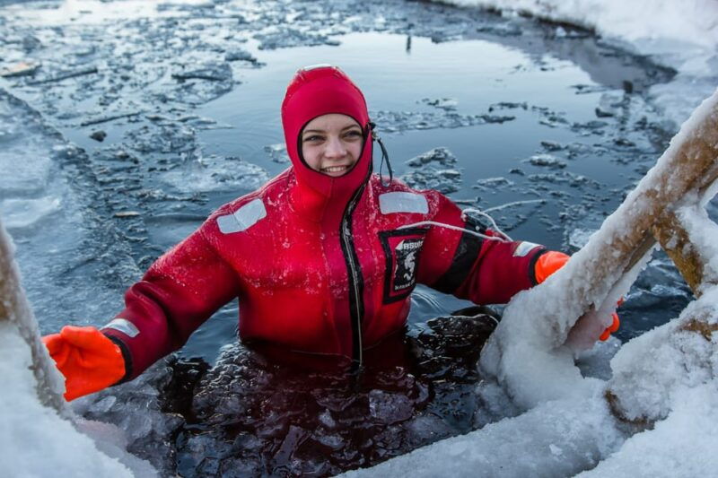 levi-arctic-ice-floating-adventure