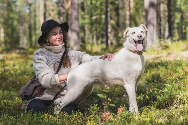 levi-horse-and-husky-farm-visit-with-juice-and-cookies