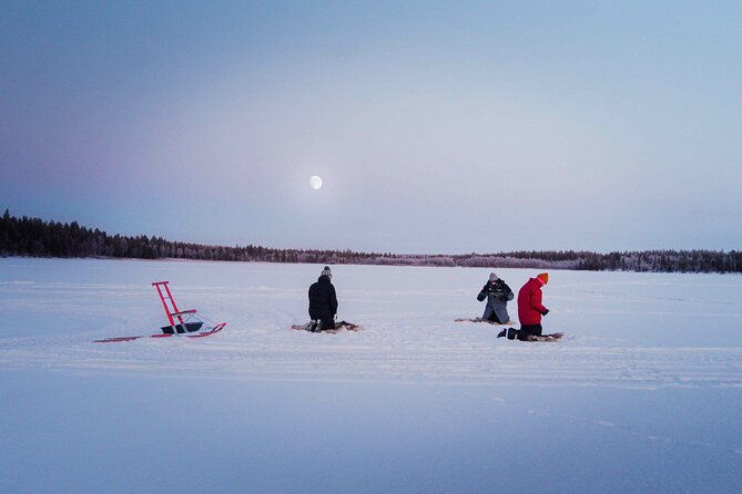 levi-ice-fishing-experience-in-the-wild-with-campfire-treats