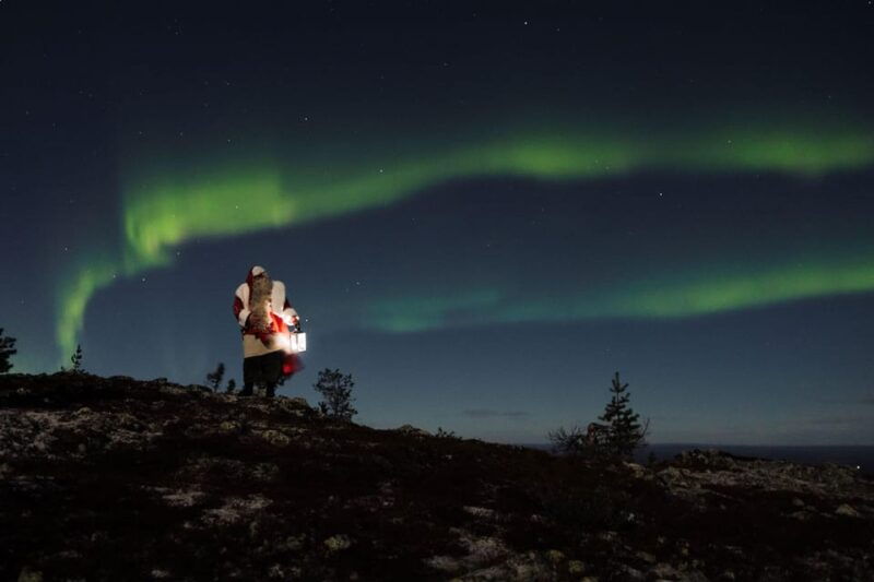 levi-private-santa-claus-visit-at-your-accommodation