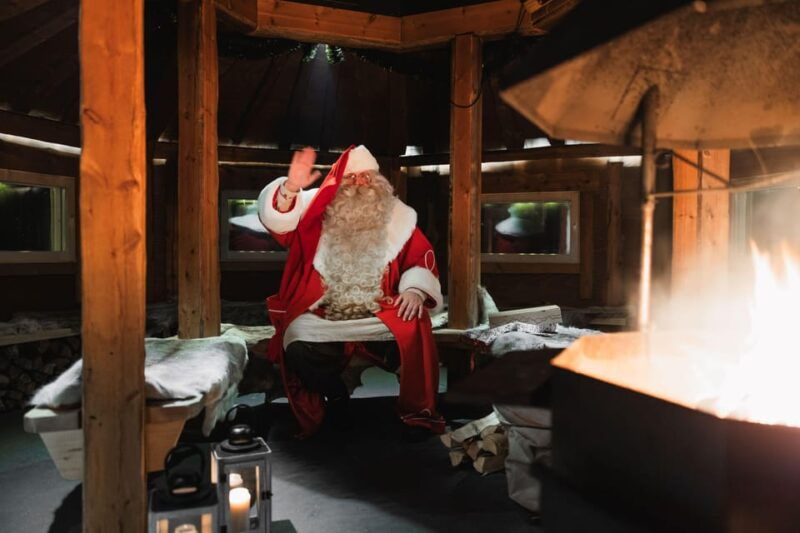 levi-private-santa-claus-visit-at-your-accommodation