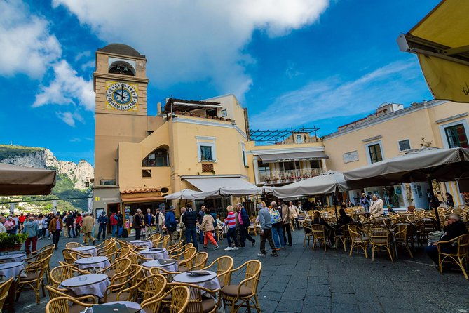 li-galli-islands-and-capri-small-group-boat-tour-from-amalfi