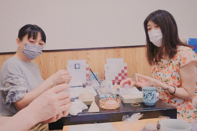 licensed-guide-wagashi-japanese-sweets-experience-tour-tokyo