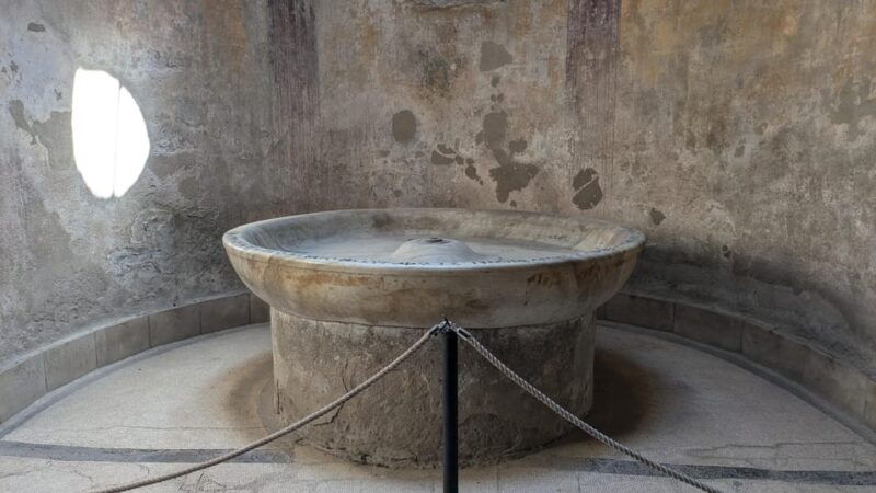 life-at-pompeii-private-tour-with-priority-access