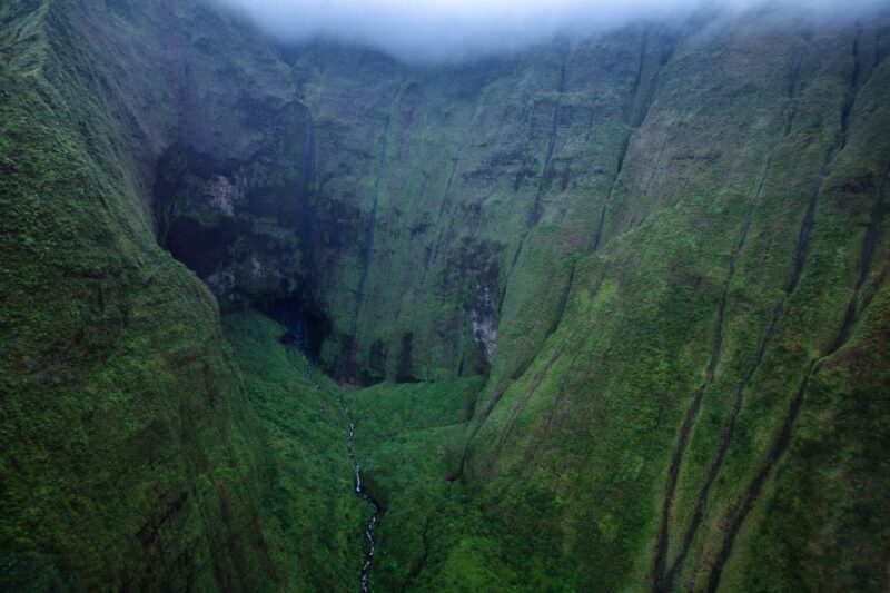Lihue: Deluxe Waterfall Safari Helicopter Tour - The Value for Money