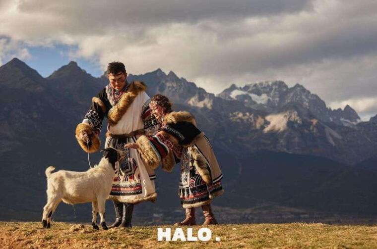 lijiang-ethnic-costume-photoshoot-with-hotel-transfers