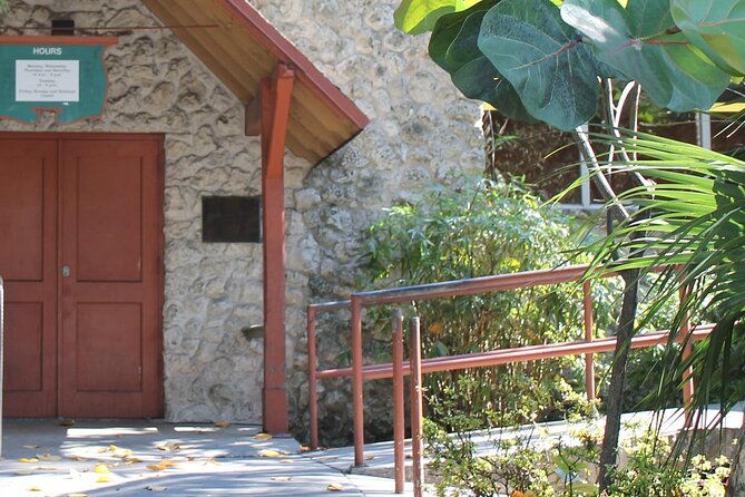 lil-bahamas-coconut-grove-tour