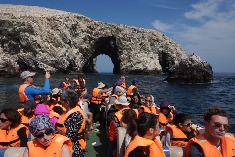 lima-2-day-tour-to-paracas-pisco-vineyards-and-huacachina