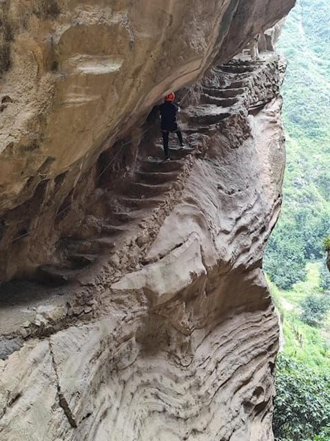 lima-autisha-canyon-rappel-sheke-underground-waterfall