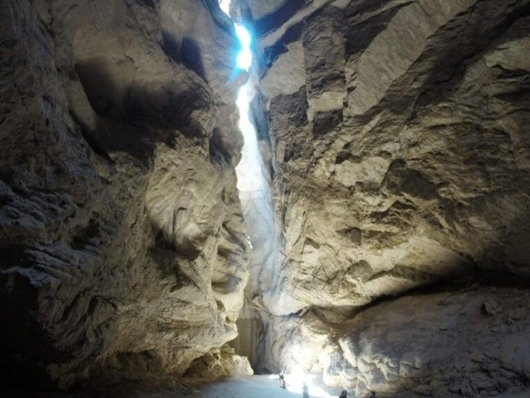 lima-autisha-canyon-rappel-sheke-underground-waterfall
