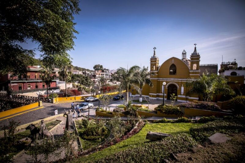 lima-barranco-and-temple-of-pachacamac-half-day-tour