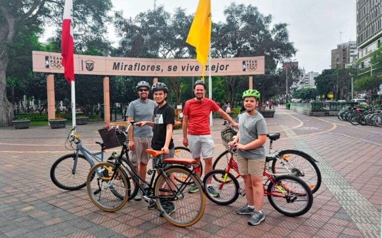 lima-bike-tour-in-miraflores-and-barranco-districts