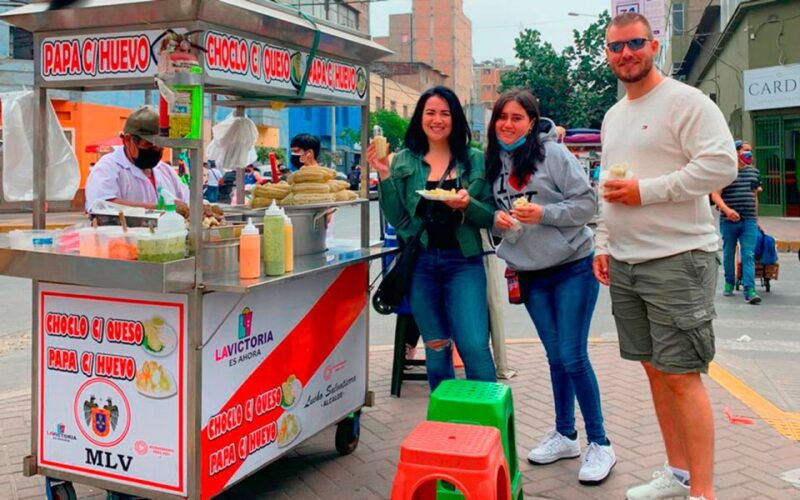 lima-bizarre-tour-in-gamarra-witches-market