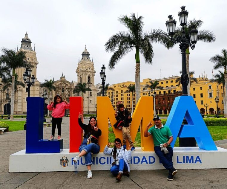 lima-city-highlights-walking-tour-catacombs