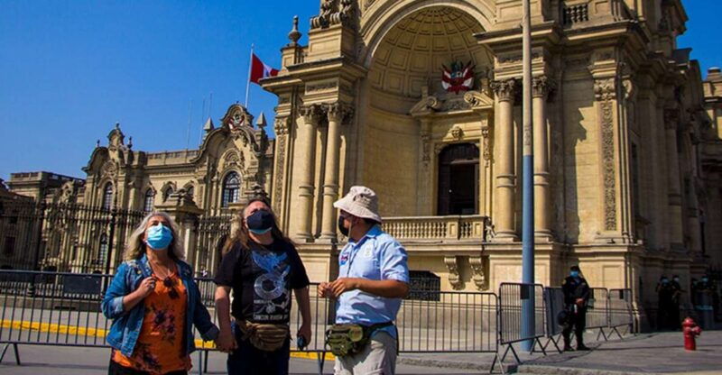 lima-city-small-group-tour-with-pisco-sour-catacombs