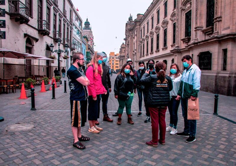 lima-city-small-group-tour-with-pisco-sour-catacombs