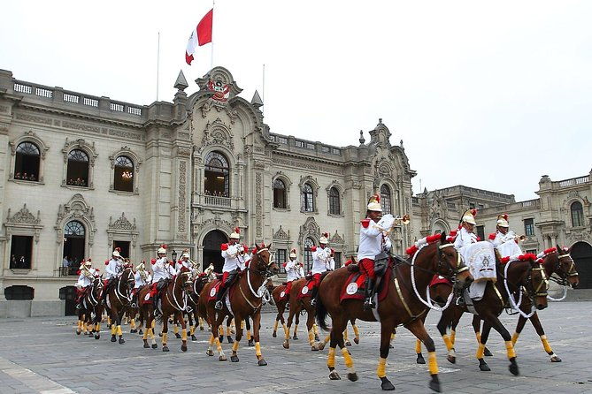 lima-city-tour-and-catacombs-museum-04-hours-private-tour-with-guide-in-lima