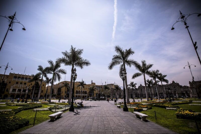 lima-city-tour-and-larco-museum-3