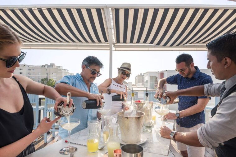 lima-cocktail-mixing-class-at-hotel-b