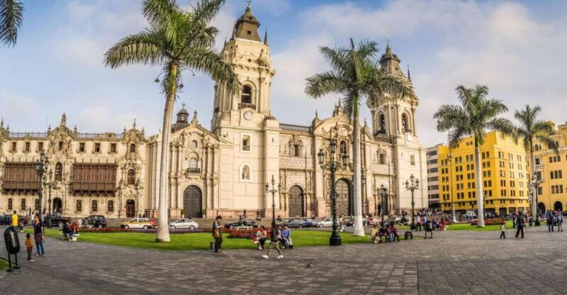 lima-colonial-city-excursion-with-catacombs-museum-visit