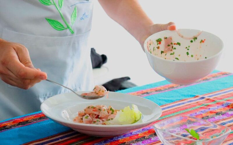 lima-cook-an-authentic-ceviche-and-peruvian-pisco-sour