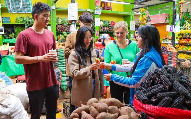 lima-food-history-local-markets-food-tour