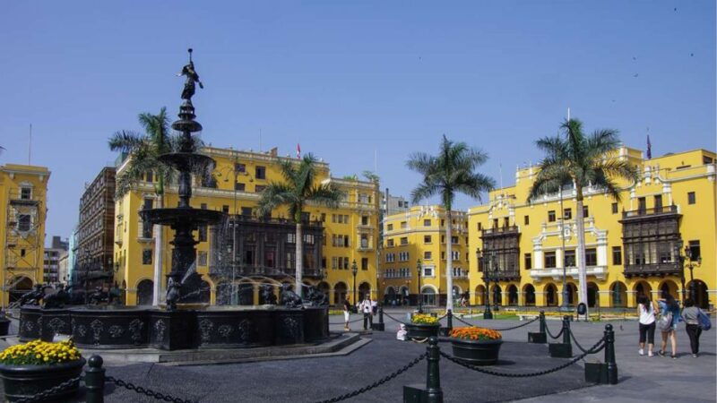 lima-guided-city-excursion-with-catacombs-museum