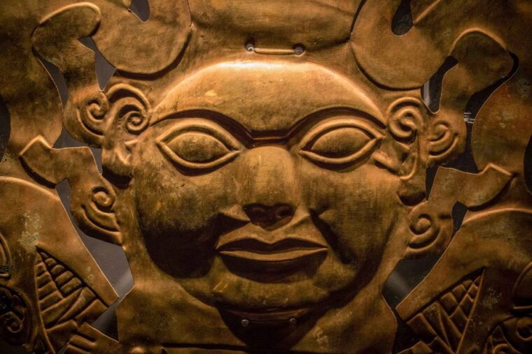 lima-half-day-colonial-lima-and-larco-museum-tour