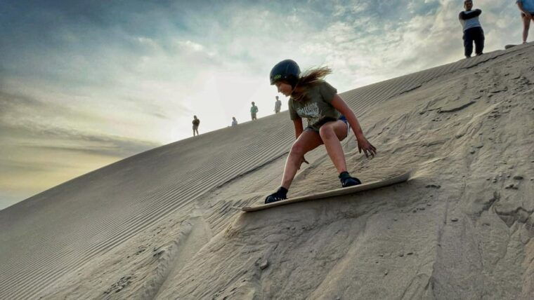 lima-half-day-sandboarding-tour