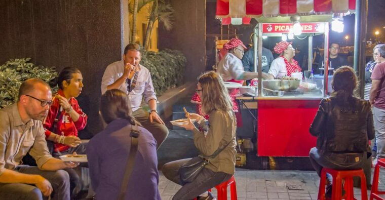 lima-historic-center-street-food-market-and-eateries-tour