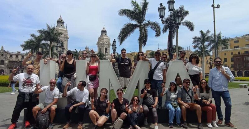 lima-historic-center-walking-tour-with-pisco-sour-tasting