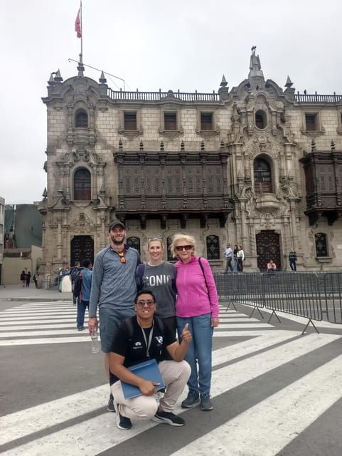 lima-historic-center-walking-tour-with-pisco-sour-tasting