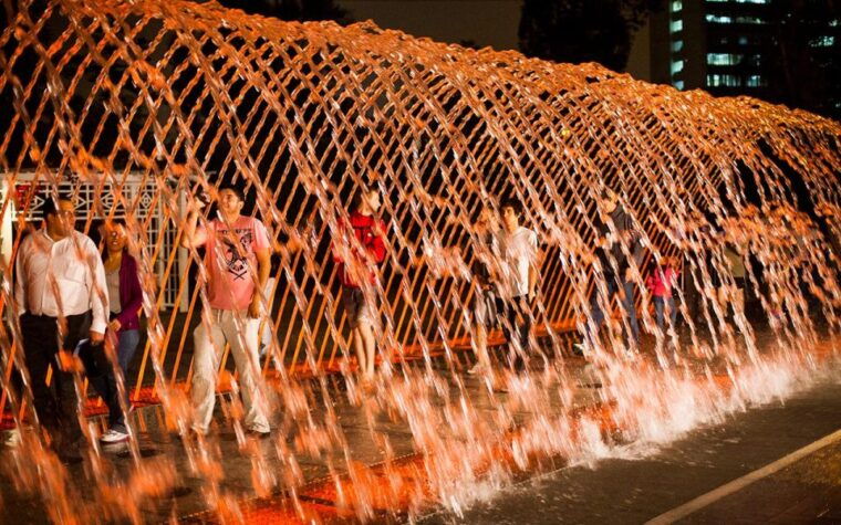 lima-magic-water-circuit-laser-light-show