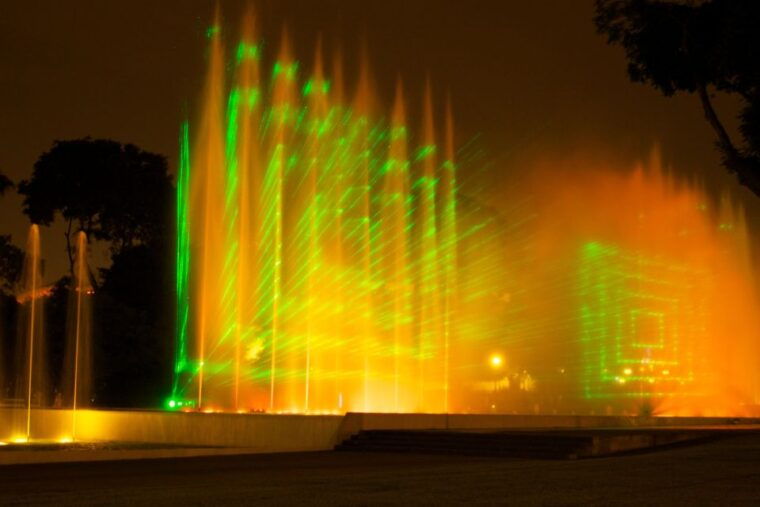 lima-magical-water-circuit-dinner-show