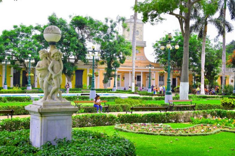 lima-miraflores-barranco-and-san-isidro-tour