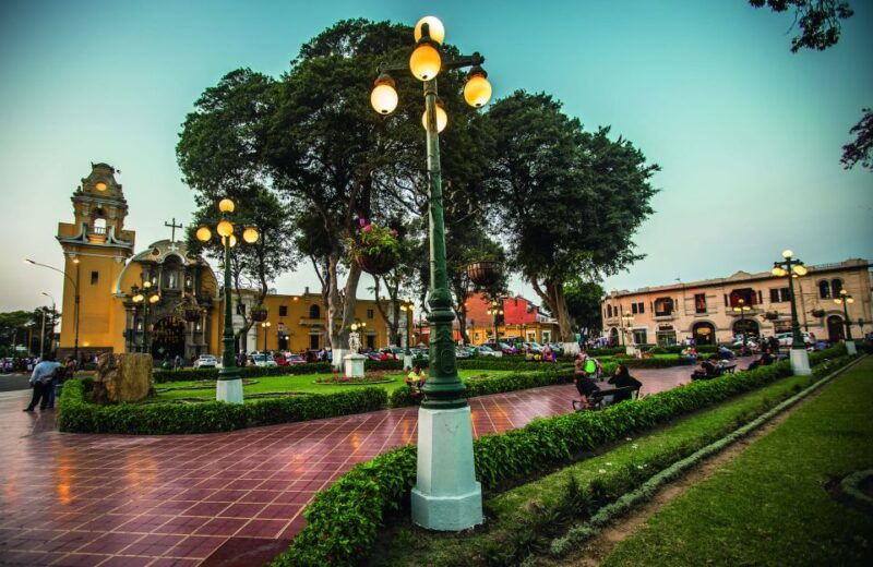 lima-modern-lima-city-tour-and-pedro-de-osma-museum