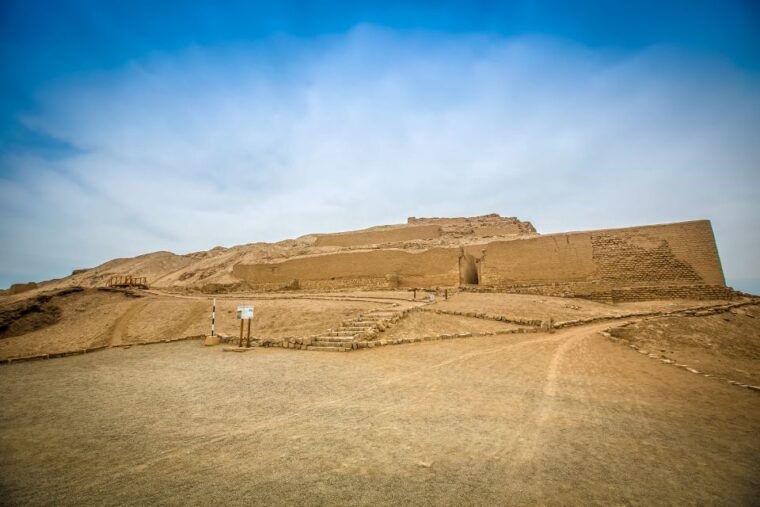 lima-pachacamac-ruins-barranco-half-day-guided-tour