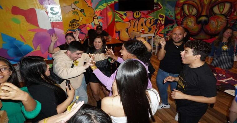 lima-party-night-tour-in-miraflores