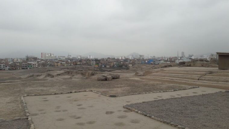 lima-private-tour-to-huaca-pucllana-and-huaca-mateo-salado