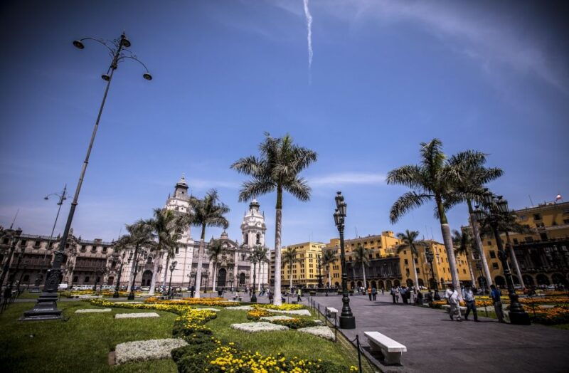 lima-san-francisco-and-huaca-pucllana-half-day-tour