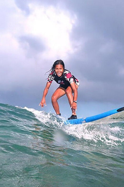 lima-surf-class-perfect-wave-for-beginners-and-advanced