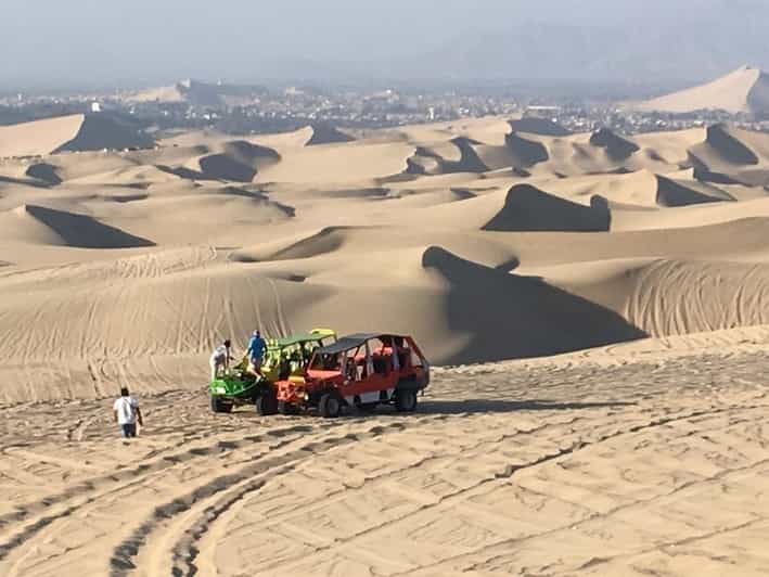 lima-transfer-paracas-huacachina-sandboarding-buggies