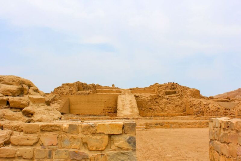 limahalf-day-pachacamac-barranco-chorrillos-private-tour