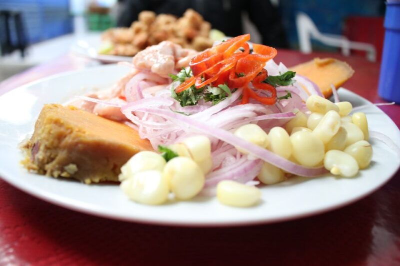 limas-food-tour-through-local-markets-barranco-visit