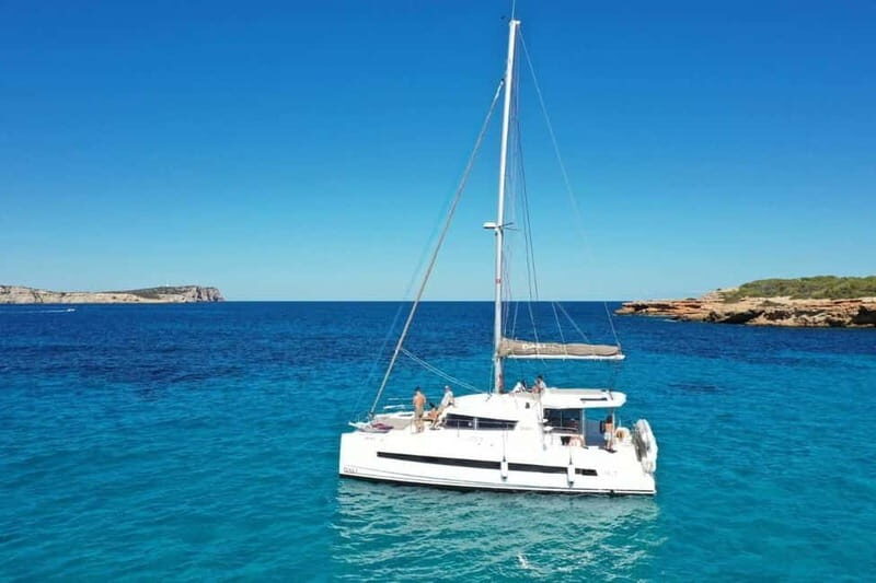 Limassol: Private All-Inclusive Catamaran Cruise with Lunch - Key Points