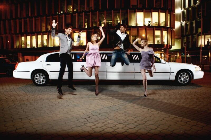 limo-party-tour-in-warsaw-club-package