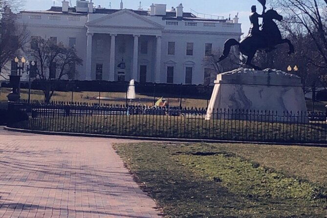 limousine-service-tour-in-washington-dc